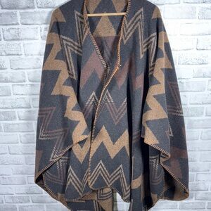 Rhonda Stark OS Southwestern Aztec Wool Blend Poncho / Cape USA Native American